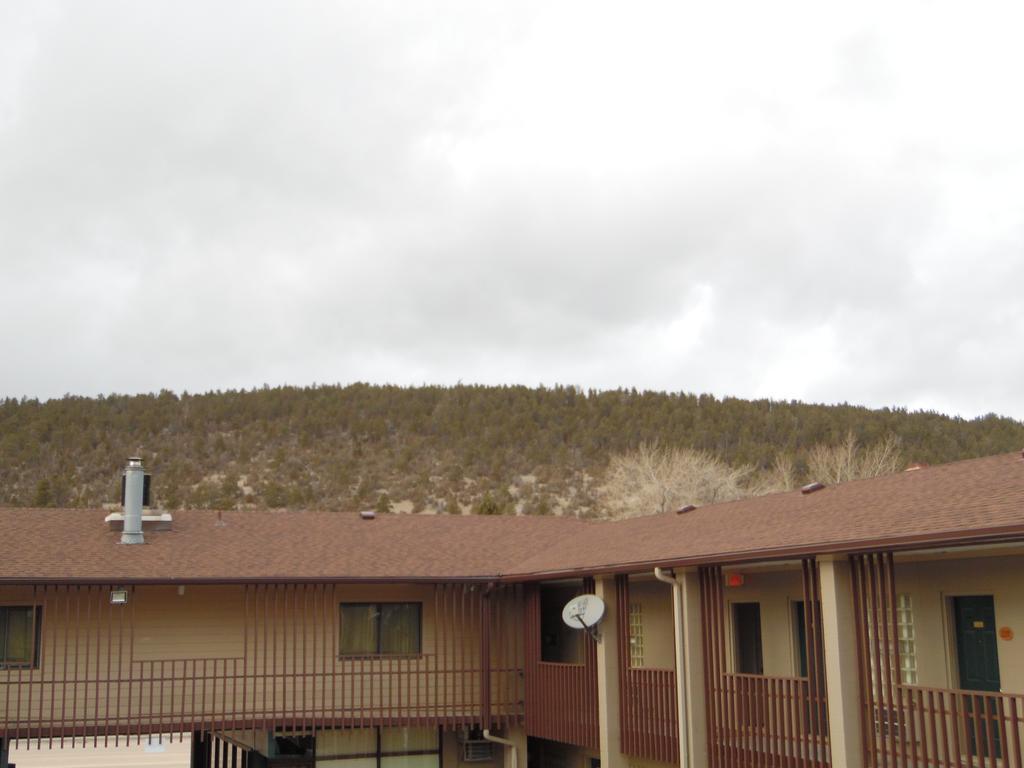 Bear Lodge Motel Sundance Eksteriør bilde